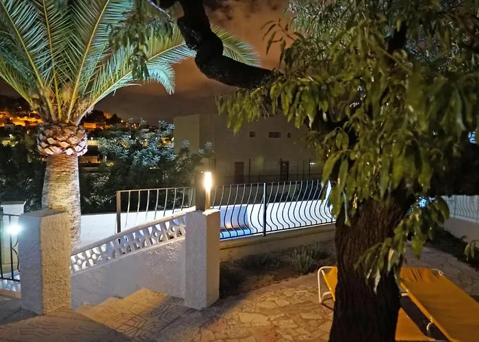 Sol By Interhome * 칼페