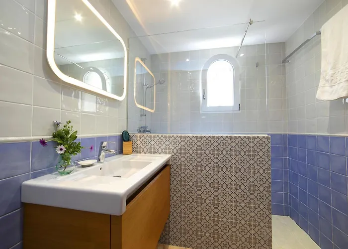 Sol By Interhome * 칼페